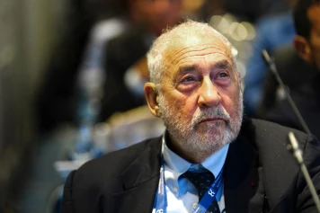 Joseph Stiglitz avertit l'Europe : les dangers du protectionnisme de Trump