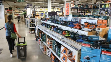 Efficacité des Cartes de Fidélité chez Leroy Merlin et Castorama : Analyse et Avantages