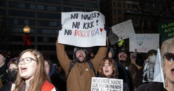 Marche Anti-Trump à Washington : Émotions et Détermination Avant l'Investiture