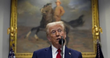 Trump Annonce des Tarifs Douaniers sur les Produits Chinois : Réactions de l'UE et de la Chine