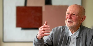 Hommage à Jean-François Kahn : Un Journaliste au Centrisme Révolutionnaire