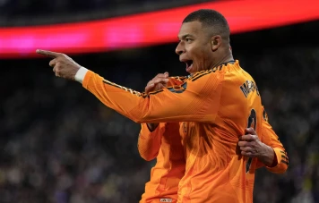 Kylian Mbappé : Triplé décisif et ambitions au Real Madrid