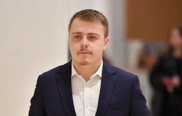 Louis Boyard remporte le premier tour des municipales à Villeneuve-Saint-Georges