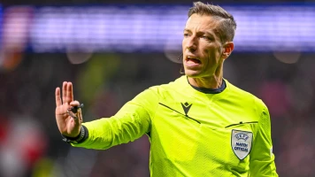 Davide Massa : Premier Arbitrage du PSG en Ligue des Champions contre Stuttgart