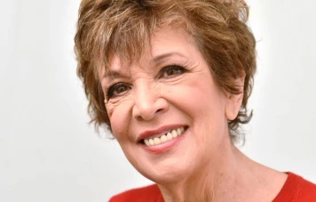 Catherine Laborde : Hommage à l'ancienne présentatrice météo de TF1