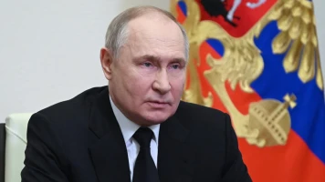Poutine prêt à négocier sur l'Ukraine, mais rejette Zelensky