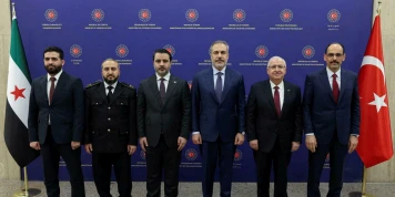 Rencontre à Ankara : Intégration de l'Armée nationale syrienne dans la nouvelle armée