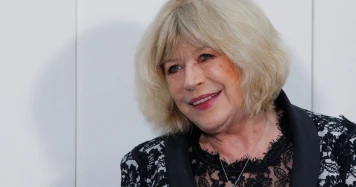Hommage à Marianne Faithfull : Une Icône de la Musique et du Cinéma