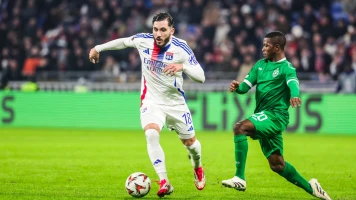 Rayan Cherki Rende Hommage à Pierre Sage Après le Match Nul de l'OL