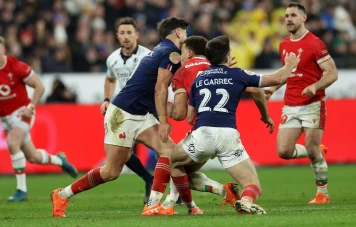 Incident lors du match France-Pays de Galles : Romain Ntamack expulsé et risque de suspension