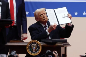 Les Leçons de la Victoire de Trump : Populisme, Immigration et Résonance avec le Rassemblement National