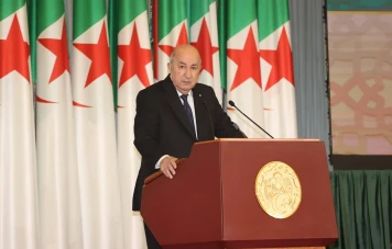 Tebboune appelle à un dialogue urgent entre l'Algérie et la France