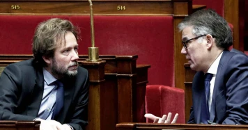 Le Parti Socialiste : Une Position Indépendante Face à la Motion de Censure