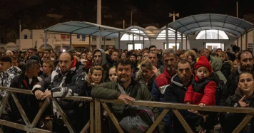 Santorin : Évacuation de 6 000 personnes suite à une activité sismique accrue