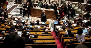 La Responsabilité Démocratique : Dire Non et Proposer des Alternatives