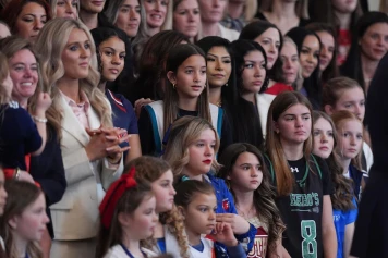 Décret de Trump : Interdiction des athlètes transgenres dans les sports féminins
