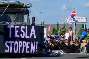 Tesla en crise : La chute des ventes en Europe et les controverses d'Elon Musk
