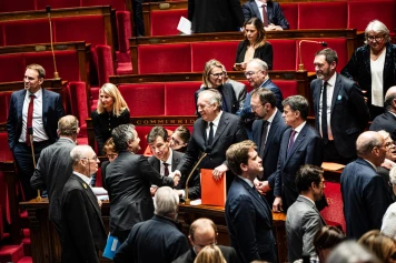 François Bayrou appelle à un débat élargi sur l'identité nationale et le droit du sol
