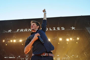 Hommage à Naâman : Le Chanteur de Reggae Français Décède à 34 Ans