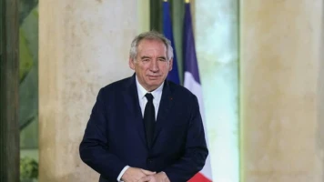 François Bayrou appelle à un débat sur l'identité nationale et la migration