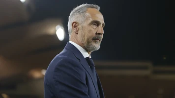 Monaco s'incline 1-0 contre Benfica : une expulsion controversée enflamme le match