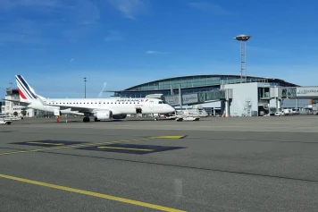 Reprise de la liaison Paris-Orly - Pau : François Bayrou salue l'initiative d'Amelia et Air France