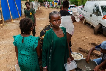 Aide alimentaire et eau à Mayotte : Inquiétudes après le cyclone Chido