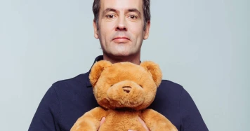 Tanguy Pastureau en Tournée : Un Monde Hostile pour un Cœur Tendre
