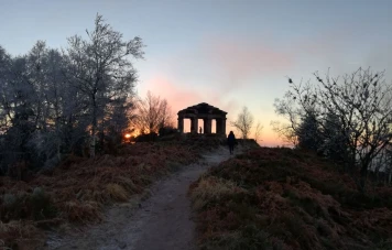 Découverte tragique : le corps d'une randonneuse disparue dans les Vosges