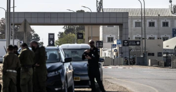 Inculpation de Cinq Soldats Israéliens pour Mauvais Traitements d'un Détenu Palestinien