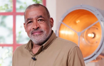 Hommage à Glorian Kabongo : Le Marchand d'Art Belge de 'Affaire Conclue'