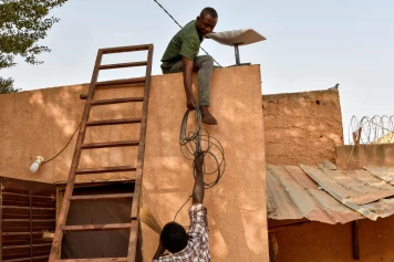 Elon Musk et les Défis de Starlink en Afrique du Sud : Réglementations et Obstacles