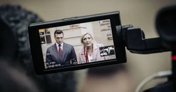 Suspension de C8 : Réactions vives de la droite et de l'extrême droite