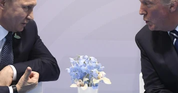 Trump, Poutine et le Nouveau Pacte Molotov-Ribbentrop : Vers l'Effondrement de l'Alliance Occidentale ?