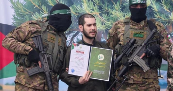 Israël Retarde la Libération de 600 Prisonniers Palestiniens : Tensions Croissantes avec le Hamas