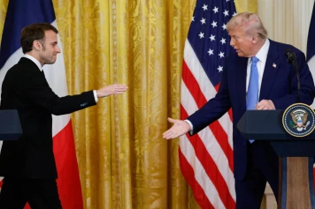Emmanuel Macron plaide pour l'Union européenne face aux menaces de Donald Trump