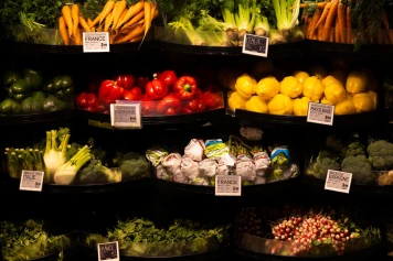 Tendances d'Achat 2024 : Baisse des Ventes de Fruits et Légumes en France