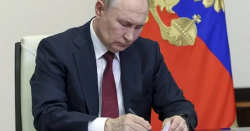 Entretien de Poutine : Critiques de Zelensky et Appel à l'Europe pour la Paix en Ukraine