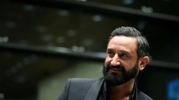 Cyril Hanouna rejoint W9 : un nouveau chapitre à partir du 1er septembre 2024