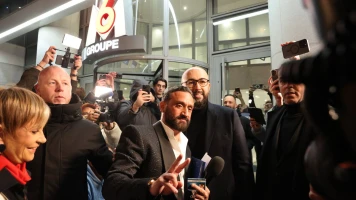 Cyril Hanouna quitte C8 pour M6 : nouvelles émissions et tensions révélées