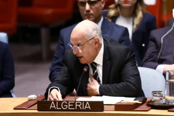 Tensions croissantes entre la France et l'Algérie sur les accords migratoires