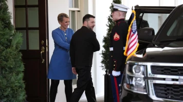 Tensions à la Maison Blanche : Zelensky et Trump en désaccord sur la paix en Ukraine