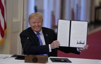 Donald Trump établit l'anglais comme langue officielle des États-Unis