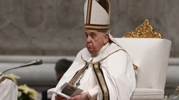 État de santé du pape François : hospitalisé pour pneumonie et bronchospasme