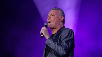 Hommage à Herbert Léonard : Le Chanteur des Années 80 S'éteint à 80 Ans