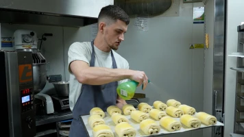 La Boulangerie Raphaëlle à Paris : Une Décision Audacieuse pour Attirer de Nouveaux Talents