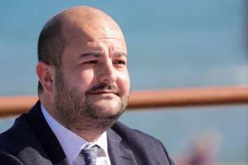 Enquête sur la Mairie de Fréjus : Soupçons de Corruption et Favoritisme