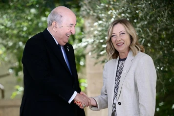 Crise Diplomatique France-Algérie : L'Ascension des Relations Italo-Algériennes