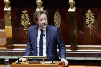 Débat à l'Assemblée nationale : Divergences de la gauche sur l'aide à l'Ukraine et la défense européenne