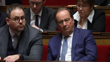 François Hollande critique Donald Trump sur l'agression russe en Ukraine